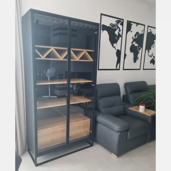 Witryna na alkohol CARLA - realizacja