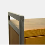 Industrialny barek na alkohole z drewna